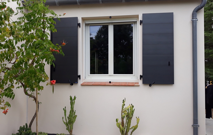 Volets battants épurés à Toulouse