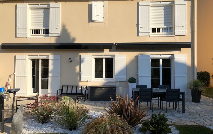 Volets battants classiques à Toulouse