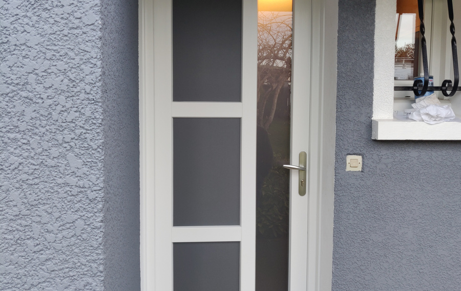 Notre gamme de portes d'entrée en PVC CLASSIQUE et PVC CONTEMPORAINE à Toulouse